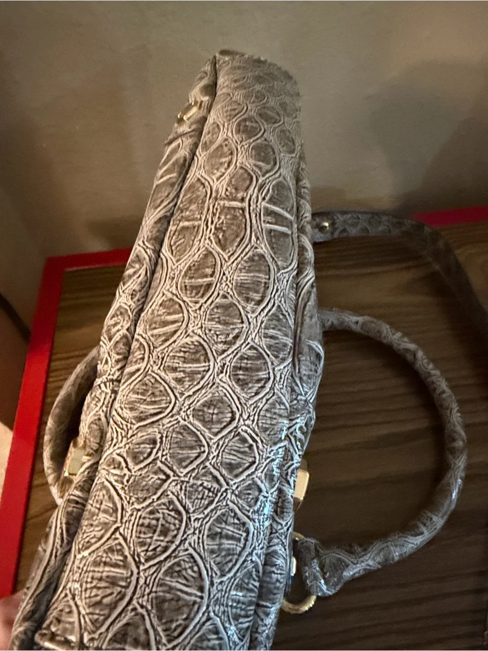 Gianni Bini croc embossed
